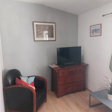 Centre Historique A 2 Pas Du Musee Rigaud Apartament